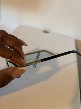 Vintage Gucci Black and Gold Signature Temple Eyewear